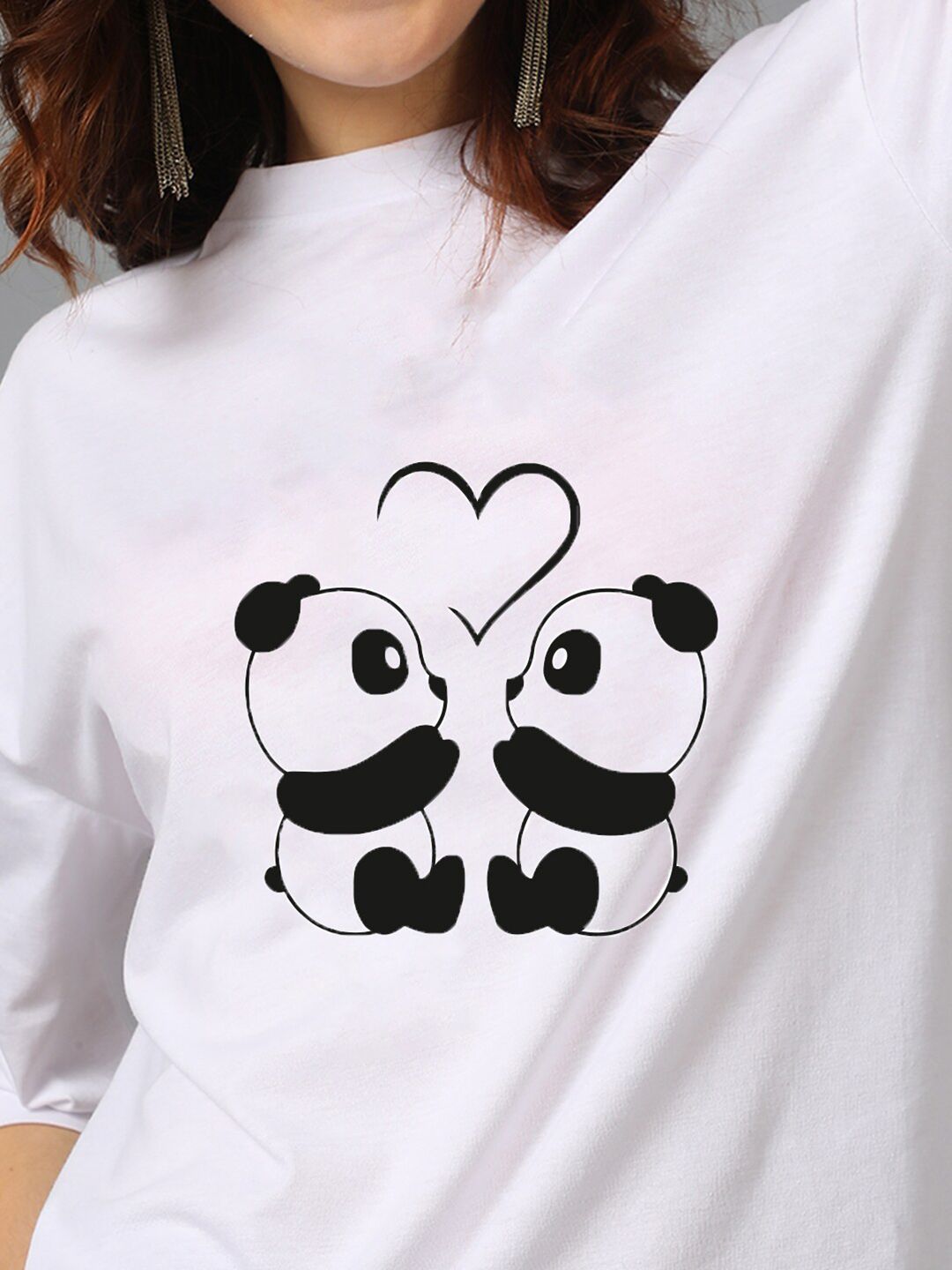 Kotty White Graphic Printed Round Neck Oversized T-shirt