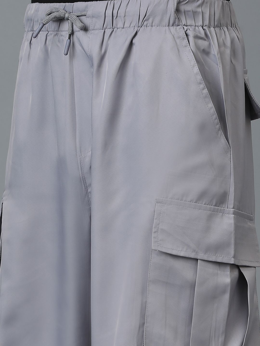 Kotty Men Relaxed Low-Rise Easy Wash Cargos Trousers