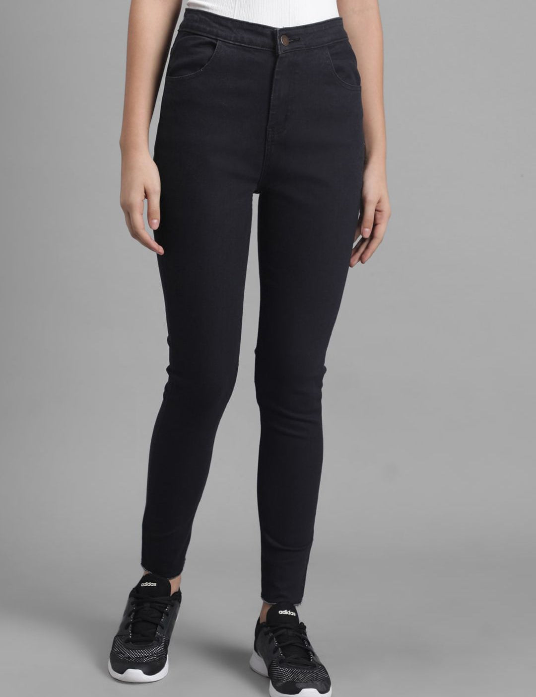 Kotty Women Black Skinny Fit High-Rise Clean Look Jeans
