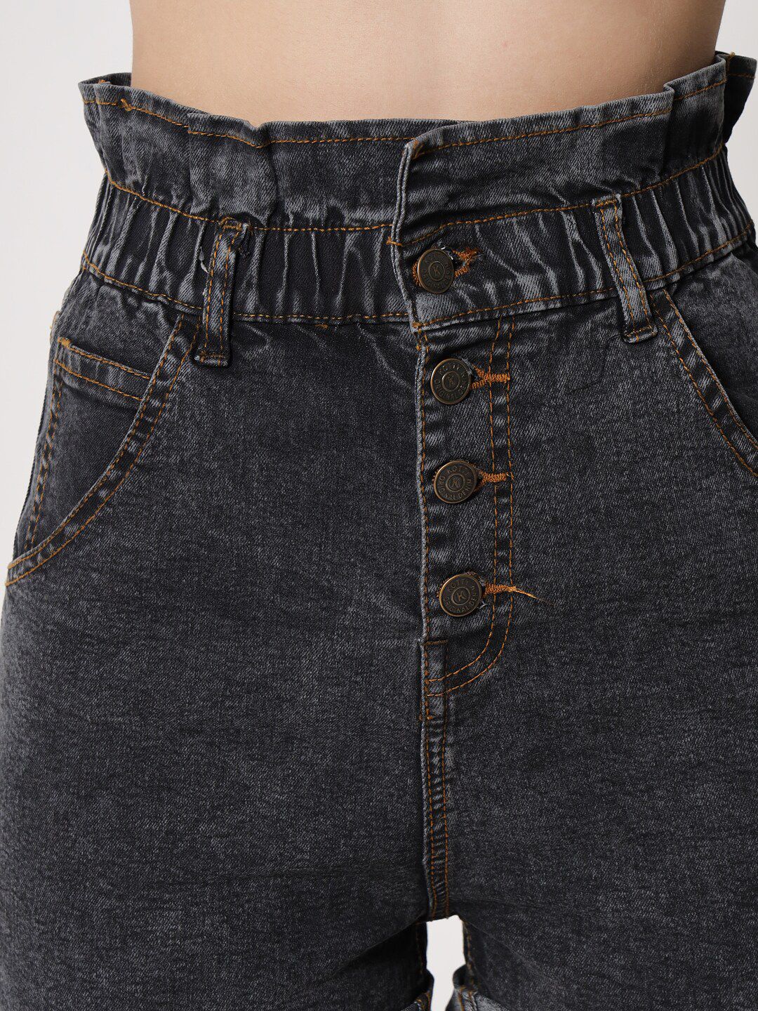 Kotty Women Black Skinny Fit High-Rise Outdoor Denim Shorts