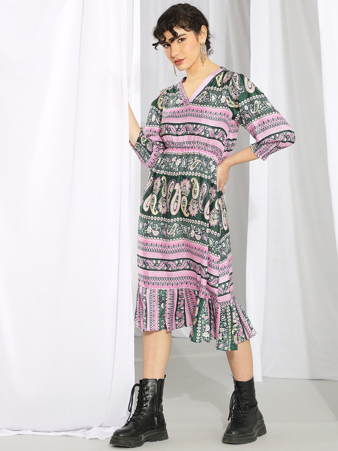 Kotty Pink & Green Ethnic Motifs Printed Cuffed Sleeves A-Line Midi Dress