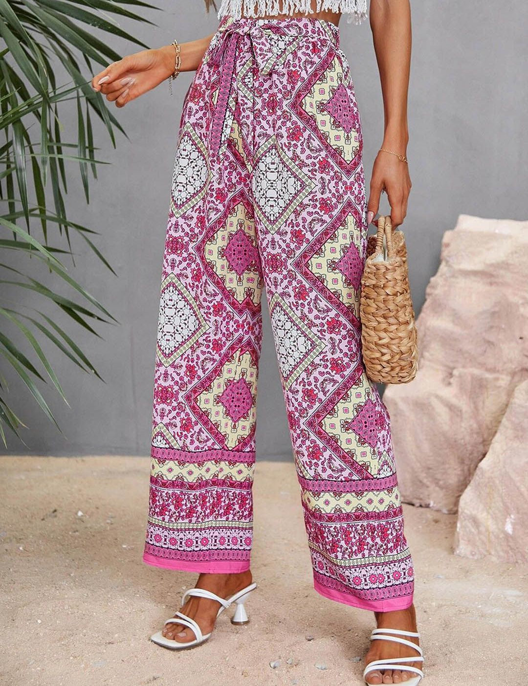 Kotty Women Multicoloured Ethnic Motifs Printed Relaxed High-Rise Easy Wash Trousers