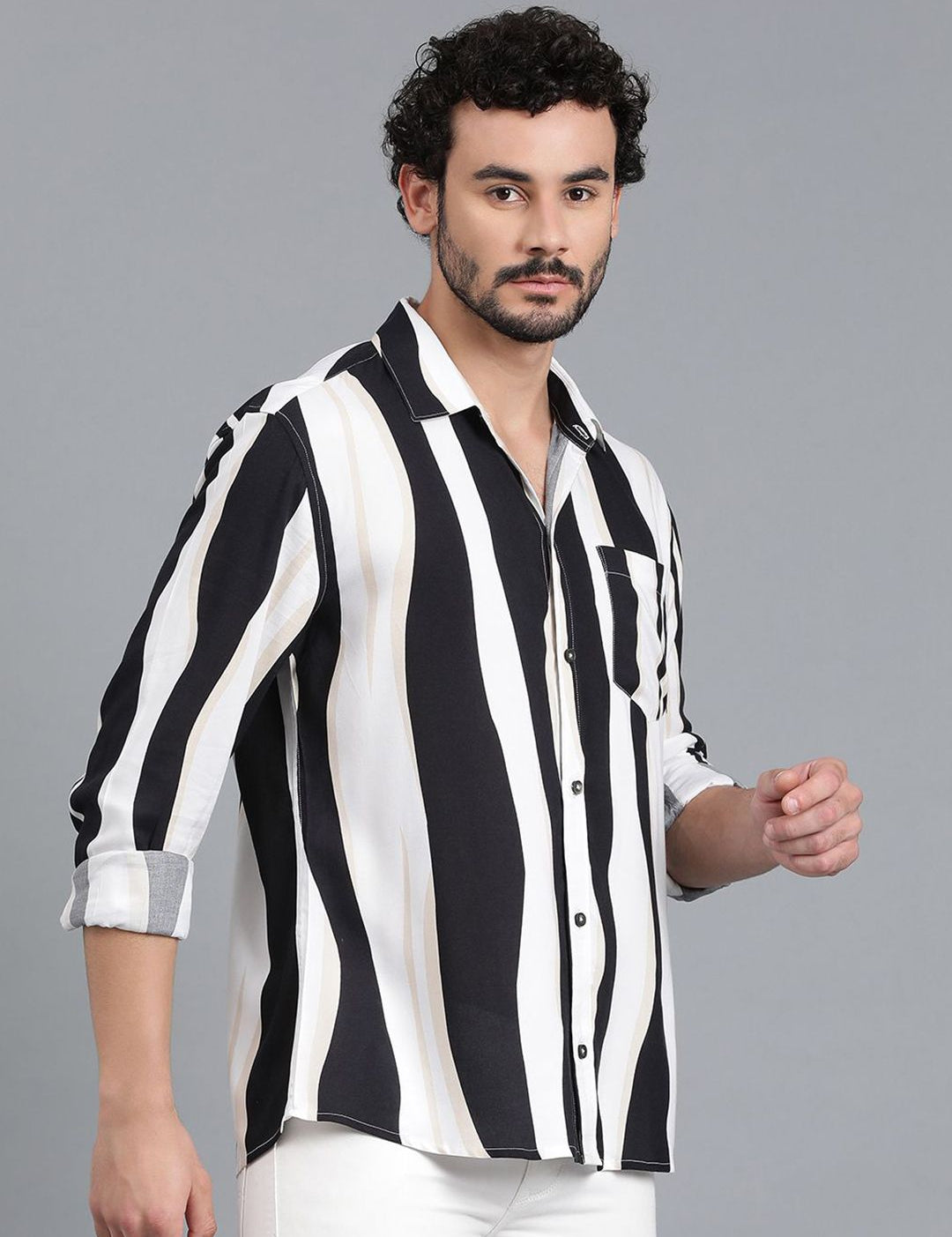 Kotty Men Spread Collar Striped Casual Shirt