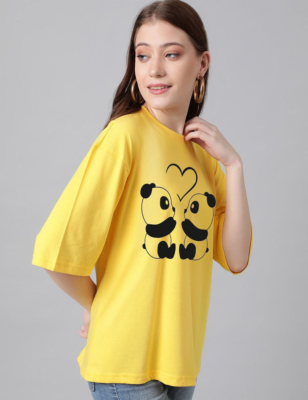 Kotty Graphic Printed Round Neck Drop-Shoulder Sleeves Oversized Fit Cotton T-Shirt