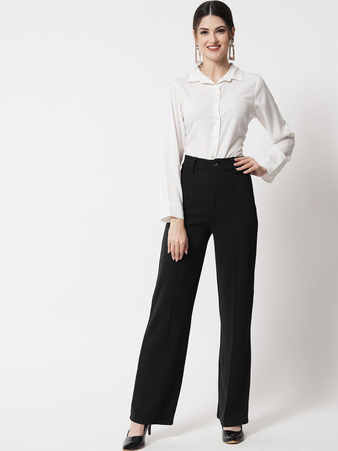 Kotty Women Relaxed Straight Leg Straight Fit High-Rise Pleated Trousers