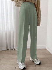 Kotty Women Relaxed Straight Leg High-Rise Pleated Regular Trousers