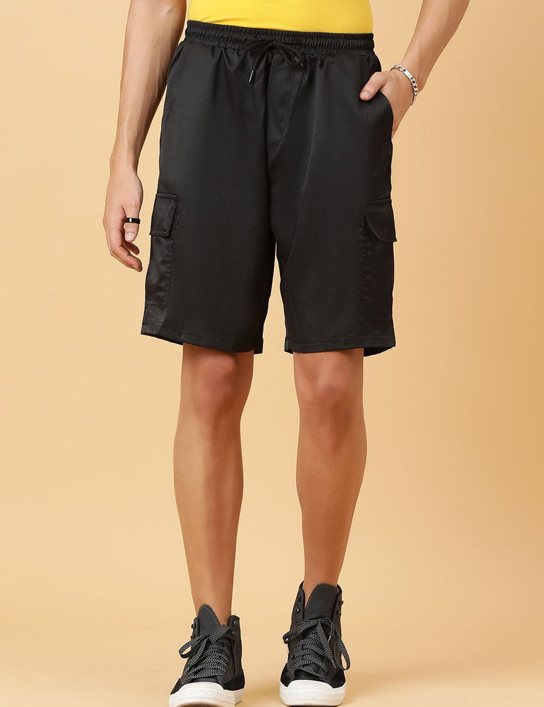 Kotty Men Low-Rise Shorts