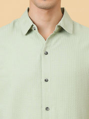 Kotty Men Relaxed Spread Collar Solid Casual Shirt