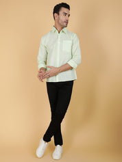 Kotty Men Relaxed Spread Collar Graphic Printed Casual Shirt