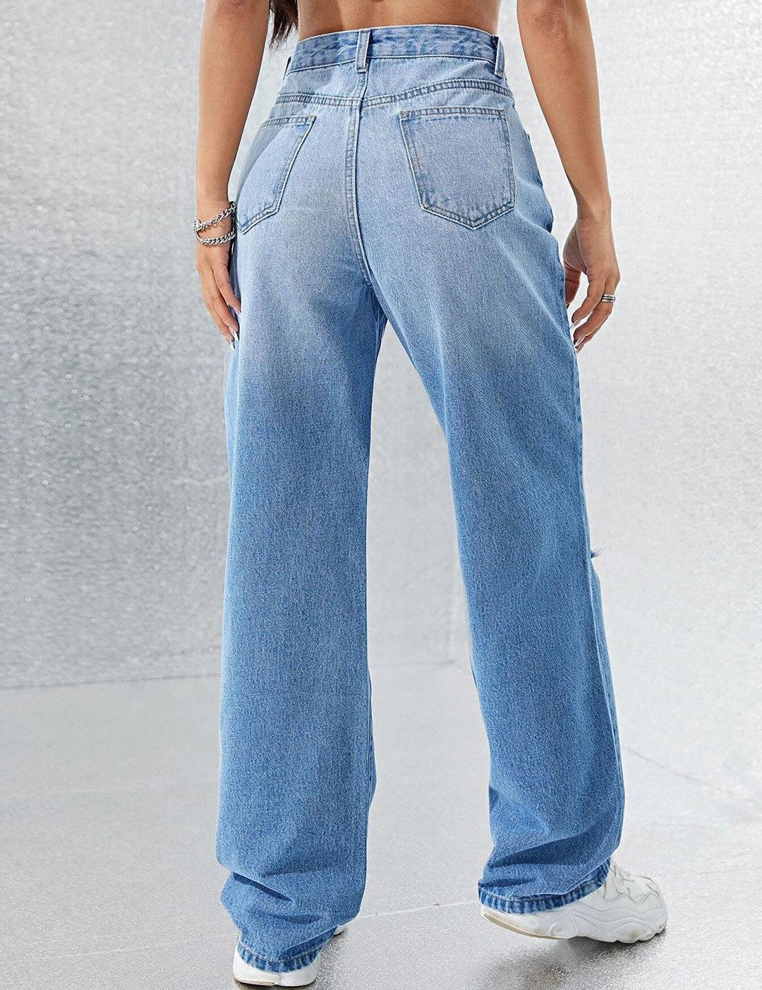 Kotty Women Straight Fit High-Rise Slash Knee Stretchable Jeans