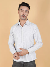 Kotty Men Relaxed Spread Collar Graphic Printed Casual Shirt