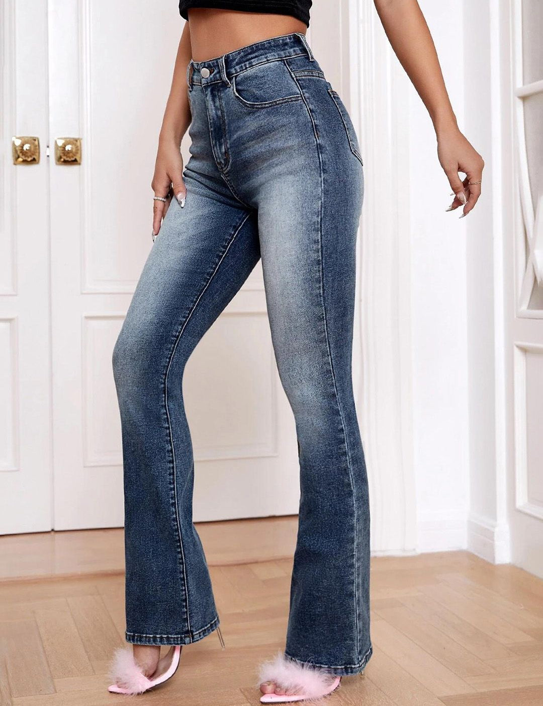 Kotty Women Bootcut High-Rise Stretchable Jeans