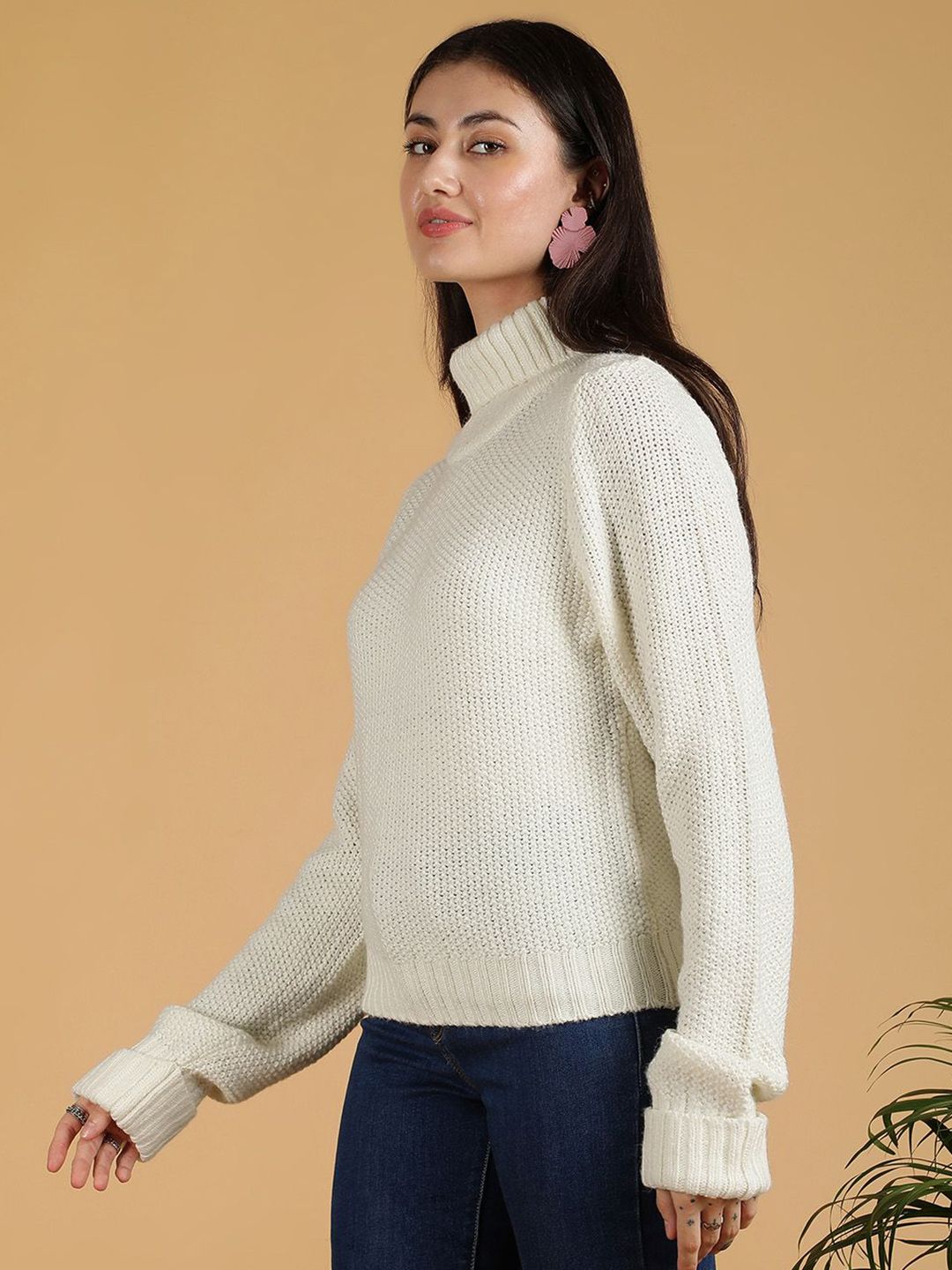 Kotty Women Pullover with Fuzzy Detail