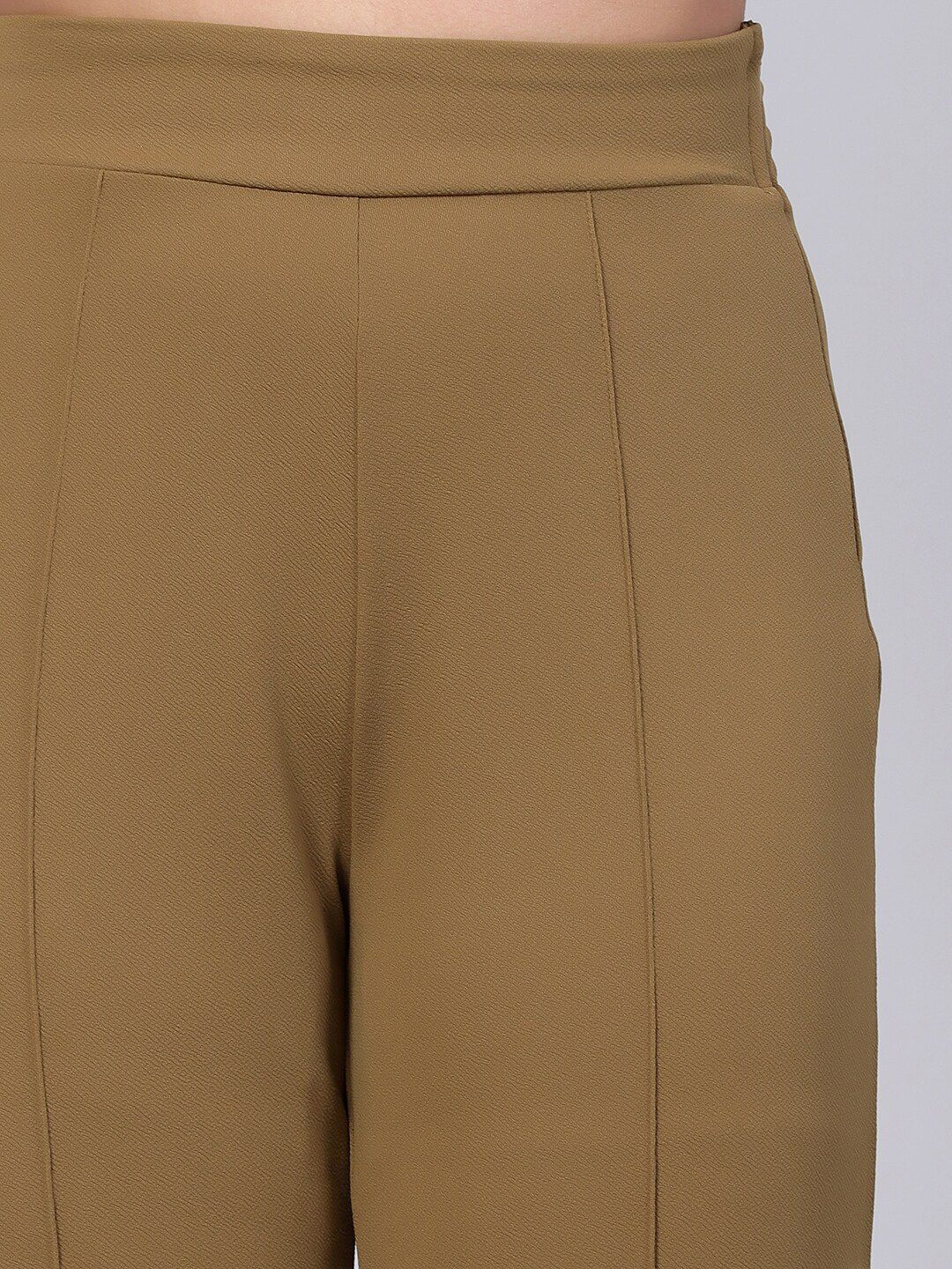 Kotty Women Relaxed Straight Fit High-Rise Easy Wash Trousers