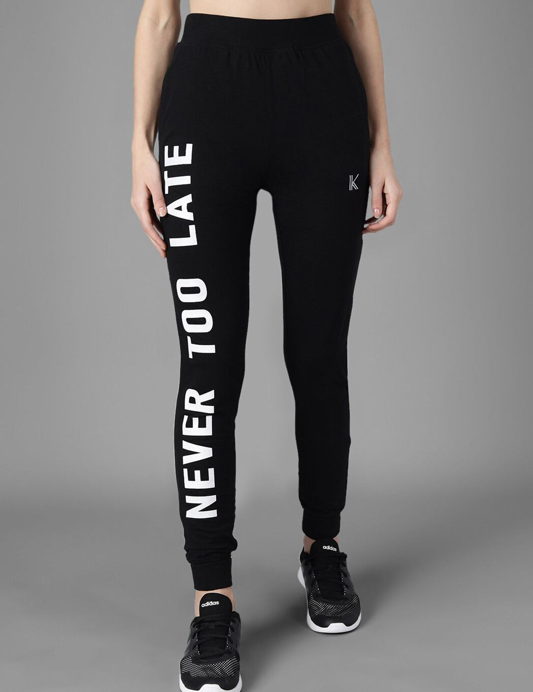 Kotty Women Black & White Printed Joggers