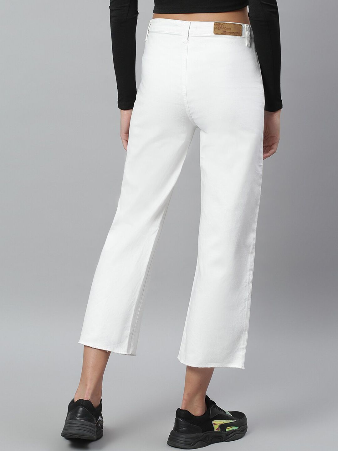 Kotty Women White Regular Fit Mid-Rise Clean Look Stretchable Jeans