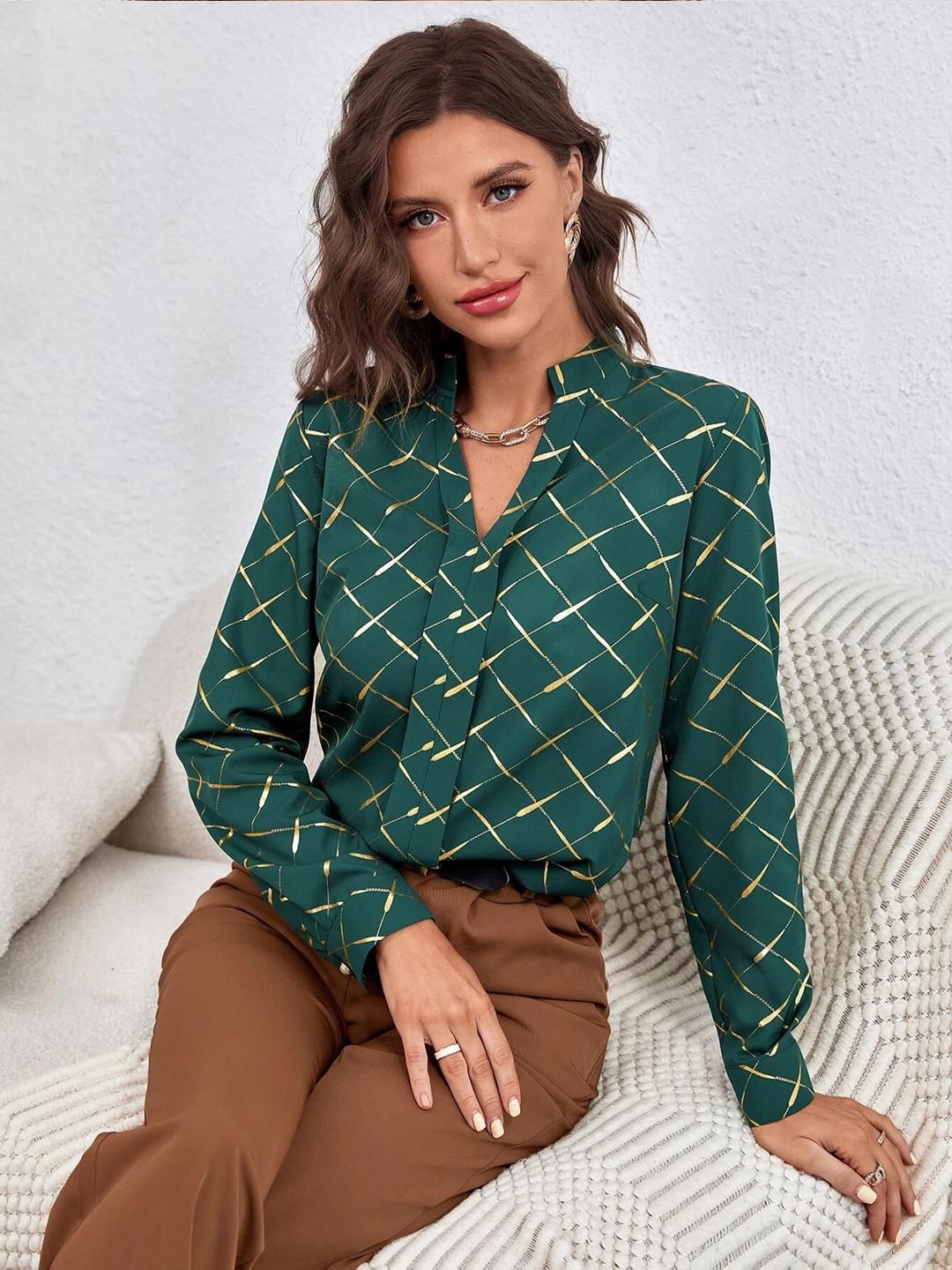 Kotty Geometric Printed Mandarin Collar Satin Shirt Style Top