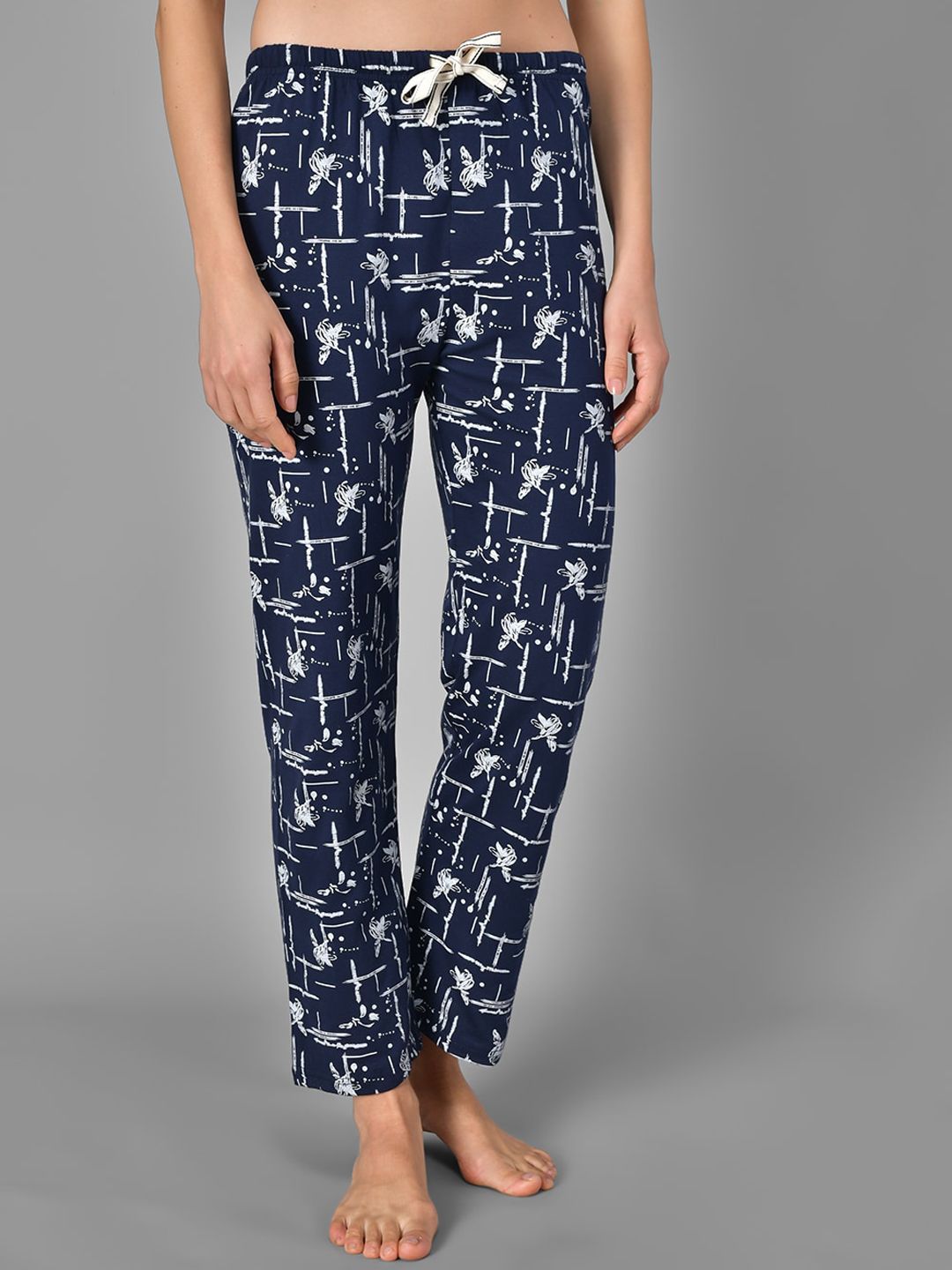 Kotty Women Blue & White Printed Night Suit