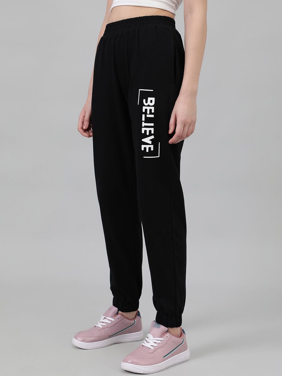 Kotty Women Typography Printed Relaxed-Fit Mid-Rise Joggers