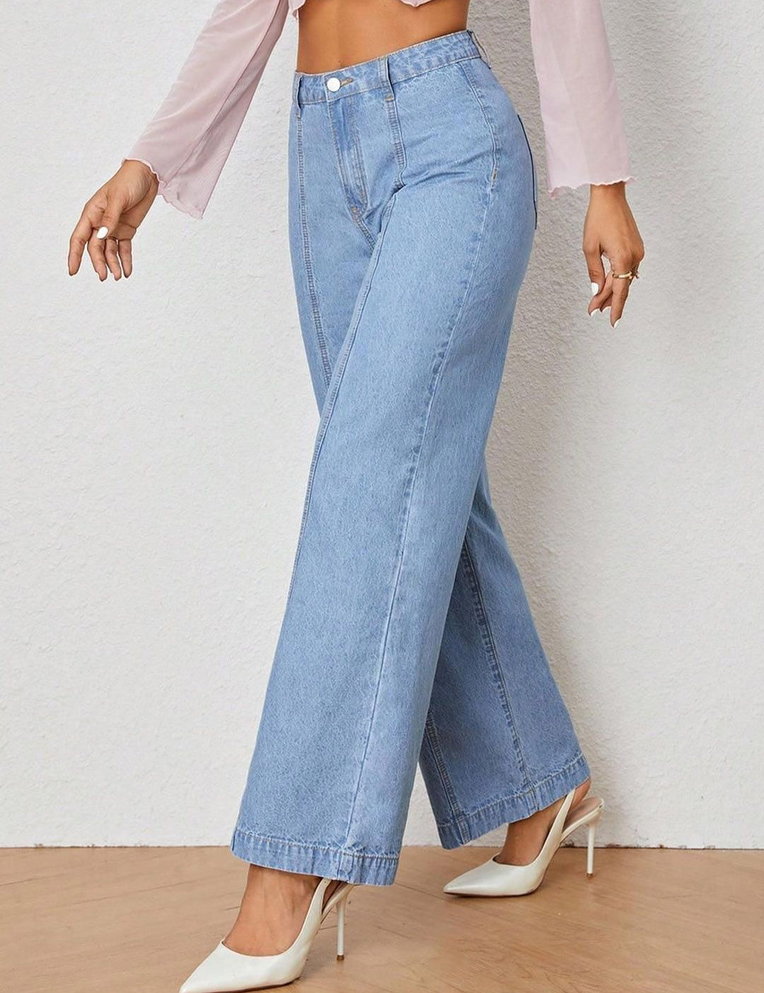 Kotty Women Wide Leg High-Rise Clean Look Stretchable Jeans