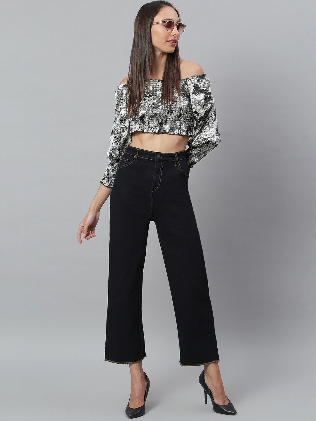 Kotty Women Black No Fade Clean Look Flared Jeans