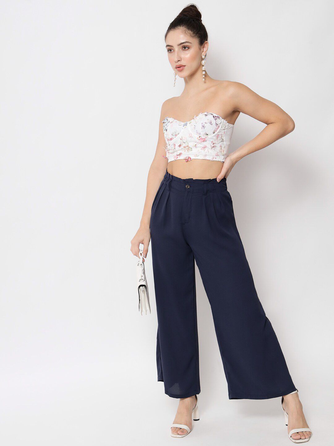 Kotty Women Relaxed Flared High-Rise Easy Wash Pleated Parallel Trousers