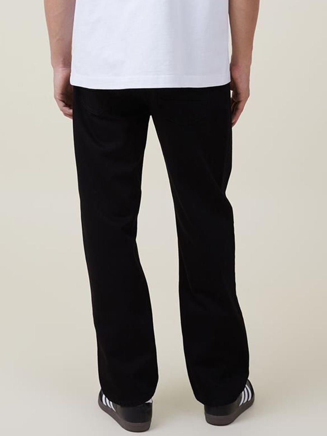 Kotty Men Black Jean Straight Fit Low-Rise Clean Look Stretchable Jeans