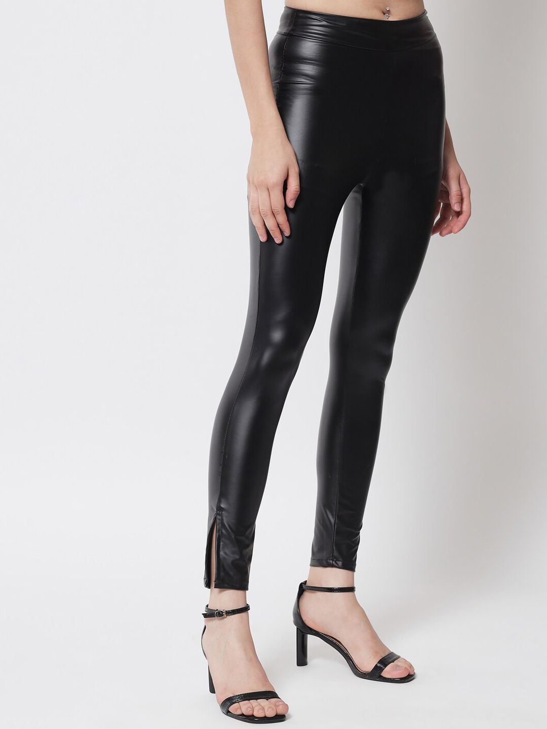 Kotty Women Black Relaxed Skinny Fit Trousers