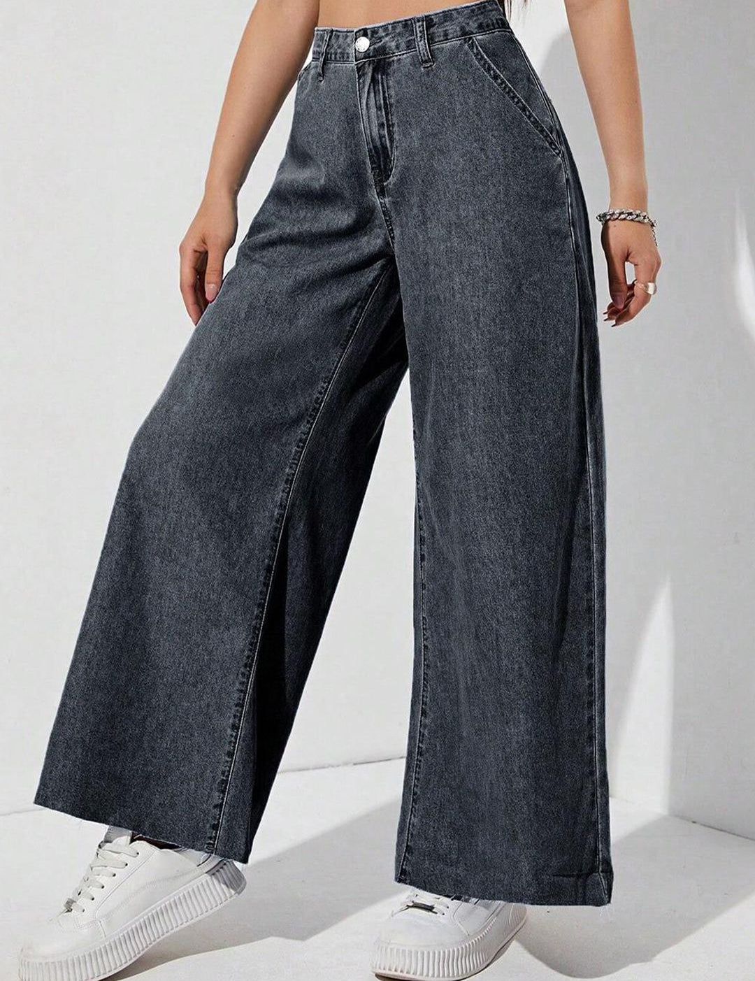 Kotty Women Black Jean Flared High-Rise Clean Look Stretchable Jeans