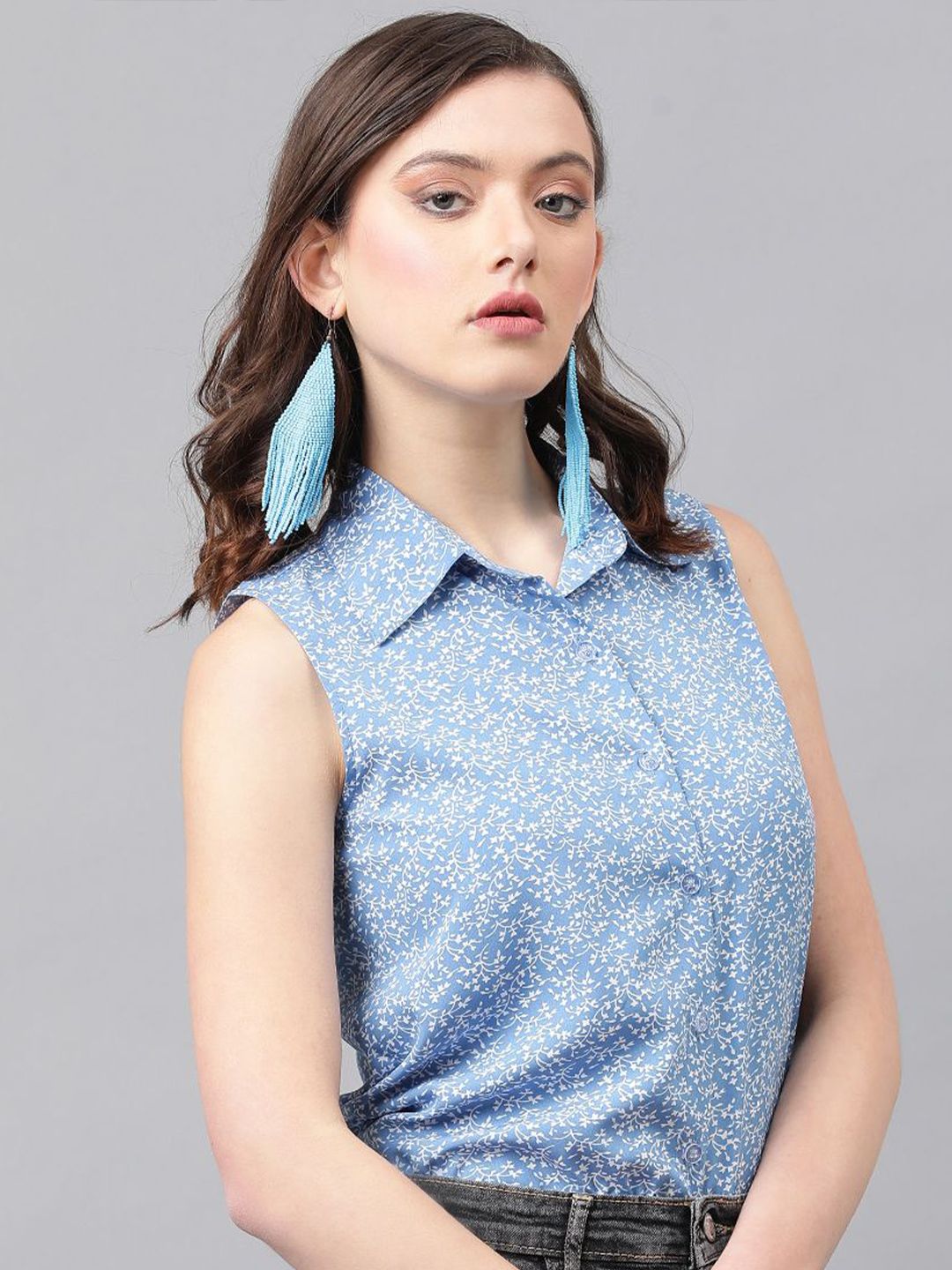 Kotty Blue Floral Printed Casual Shirt