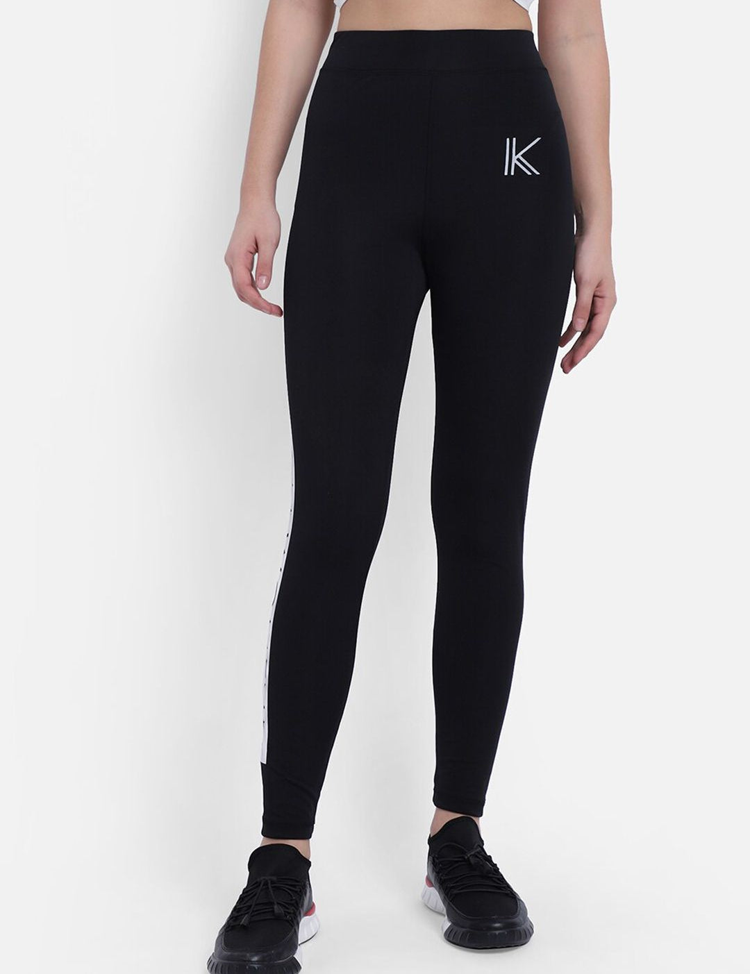 Kotty Women Black & White Printed Tights