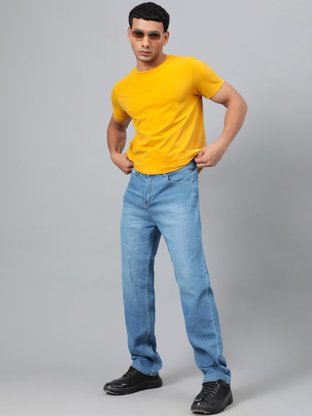 Kotty Men Blue Mid-Rise Light Fade Stretchable Jeans