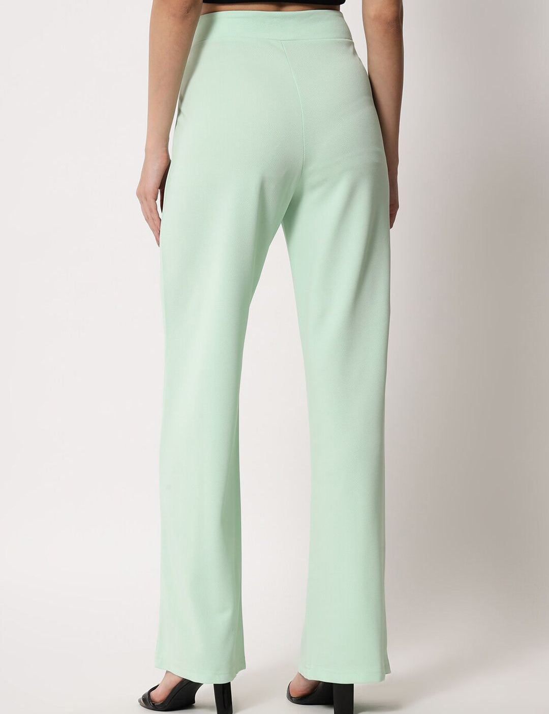 Kotty Women Green Relaxed Straight Fit High-Rise Easy Wash Trousers