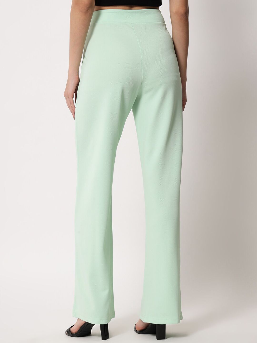 Kotty Women Green Relaxed Straight Fit High-Rise Easy Wash Trousers