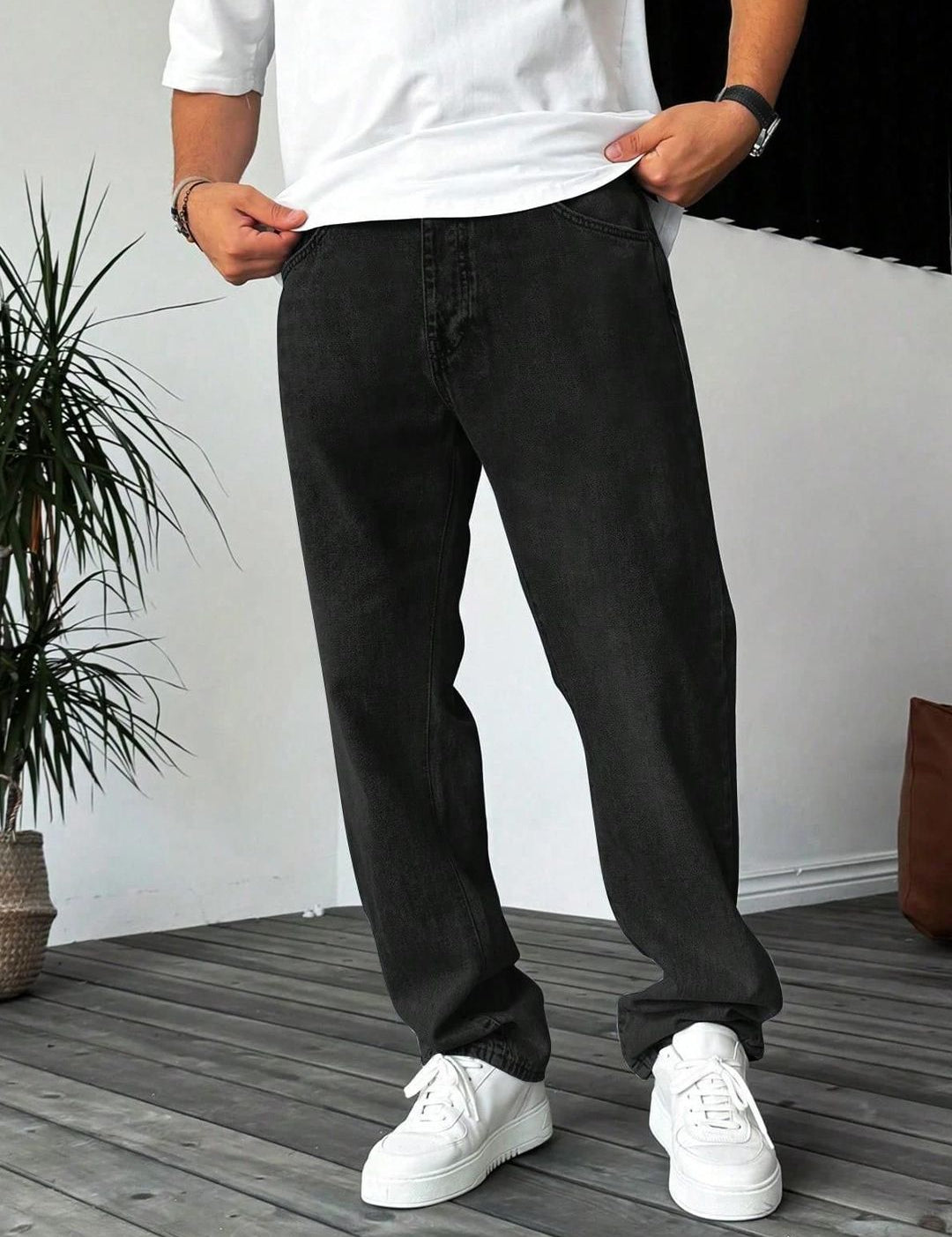 Kotty Men Straight Fit Low-Rise Stretchable Jeans