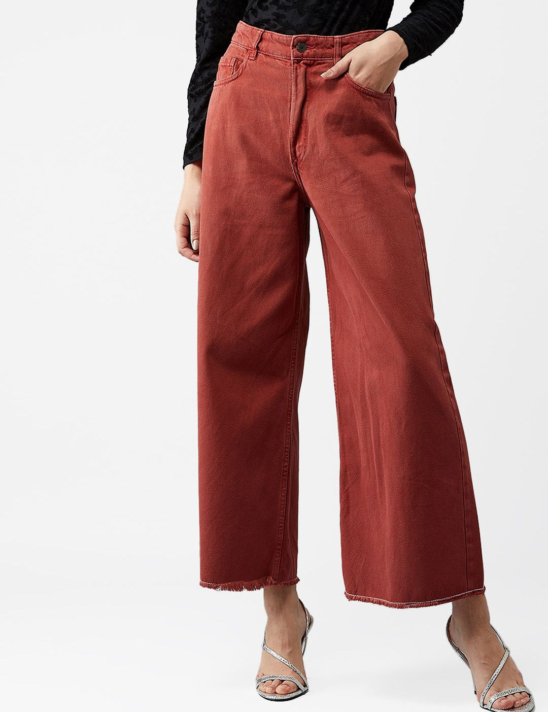 Kotty Women Maroon Wide Leg High-Rise Clean Look Jeans