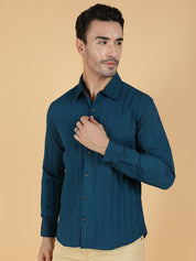 Kotty Men Relaxed Spread Collar Textured Casual Shirt