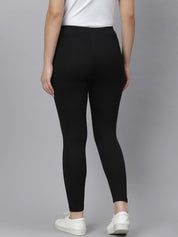 Kotty Women Black Solid Straight-Fit Track Pants