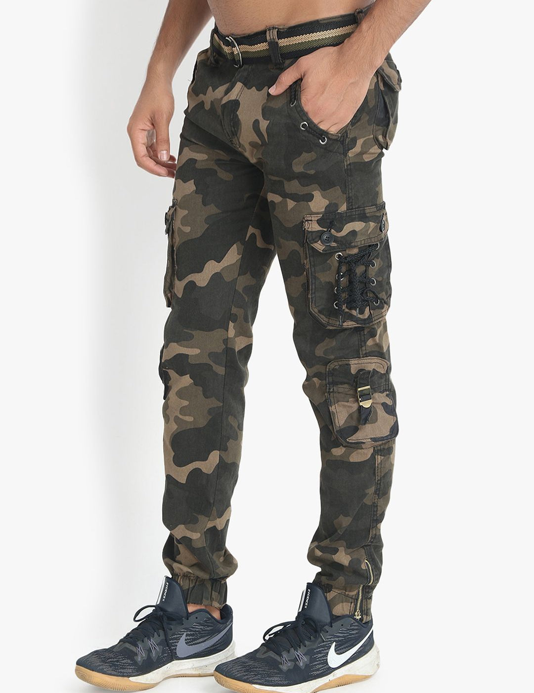 Kotty Men Olive Green & Beige Regular Fit Camouflage Printed Cargos