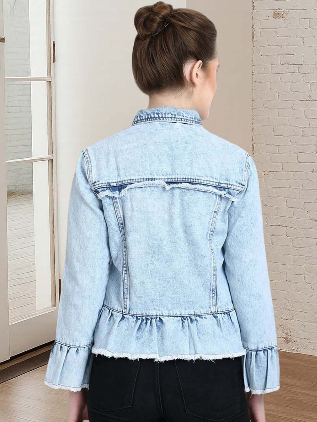 Kotty Women Spread Collar Solid Denim Jacket