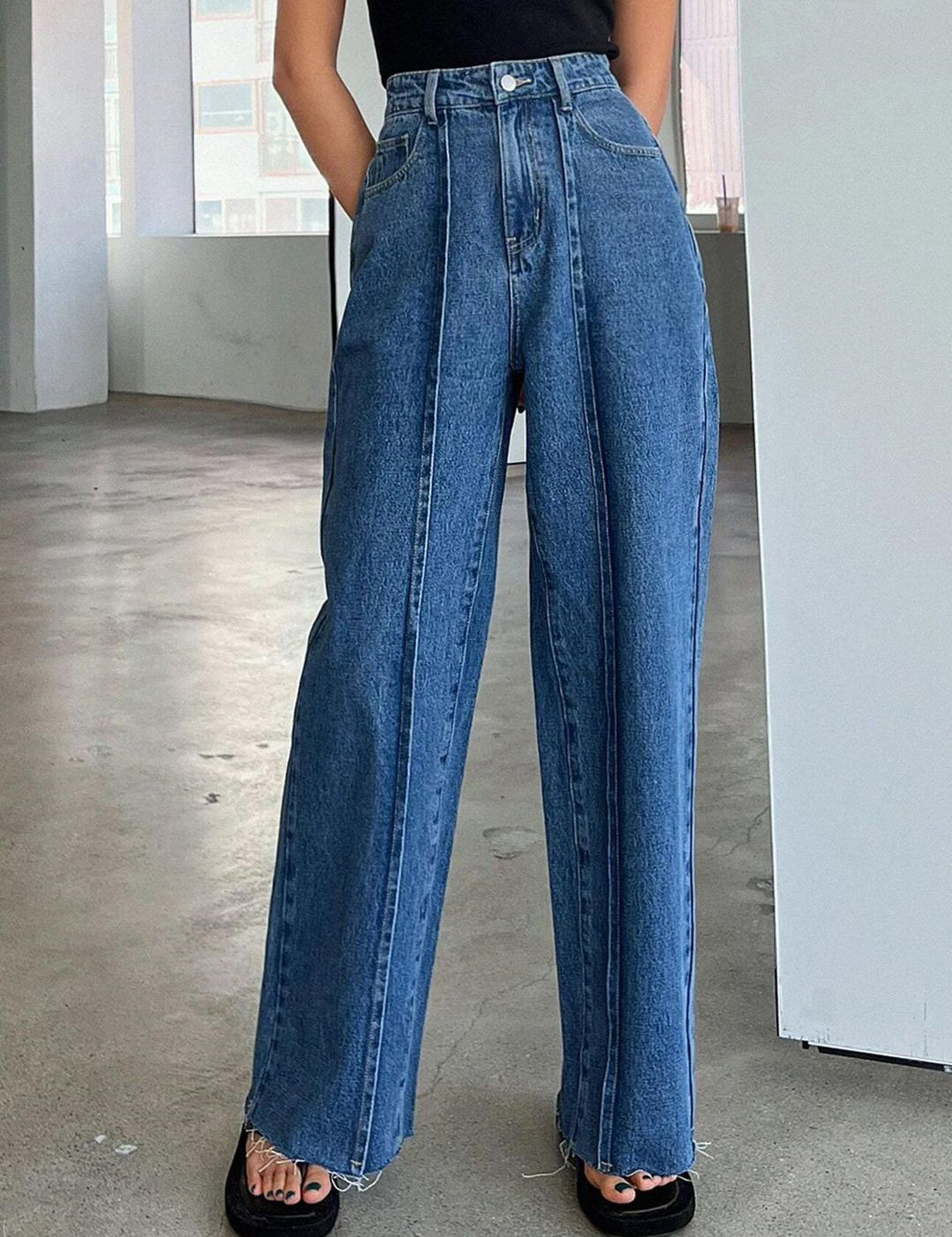 Kotty Women Straight Fit Cotton High-Rise  Jeans