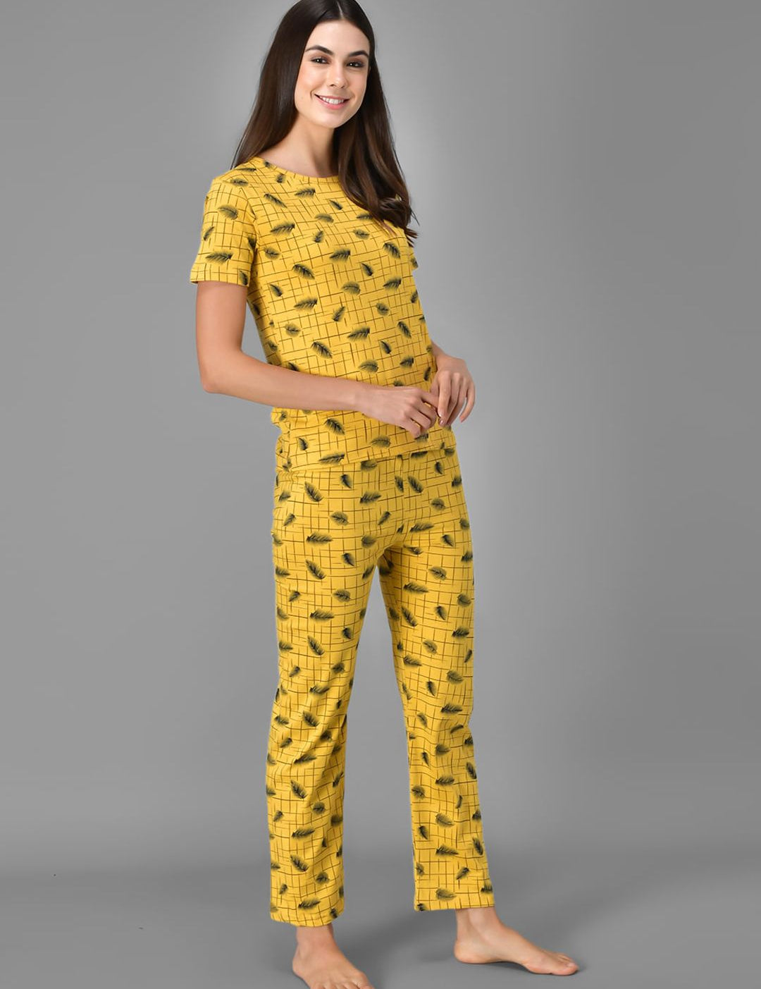 Kotty Women Yellow & Black Printed Night Suit