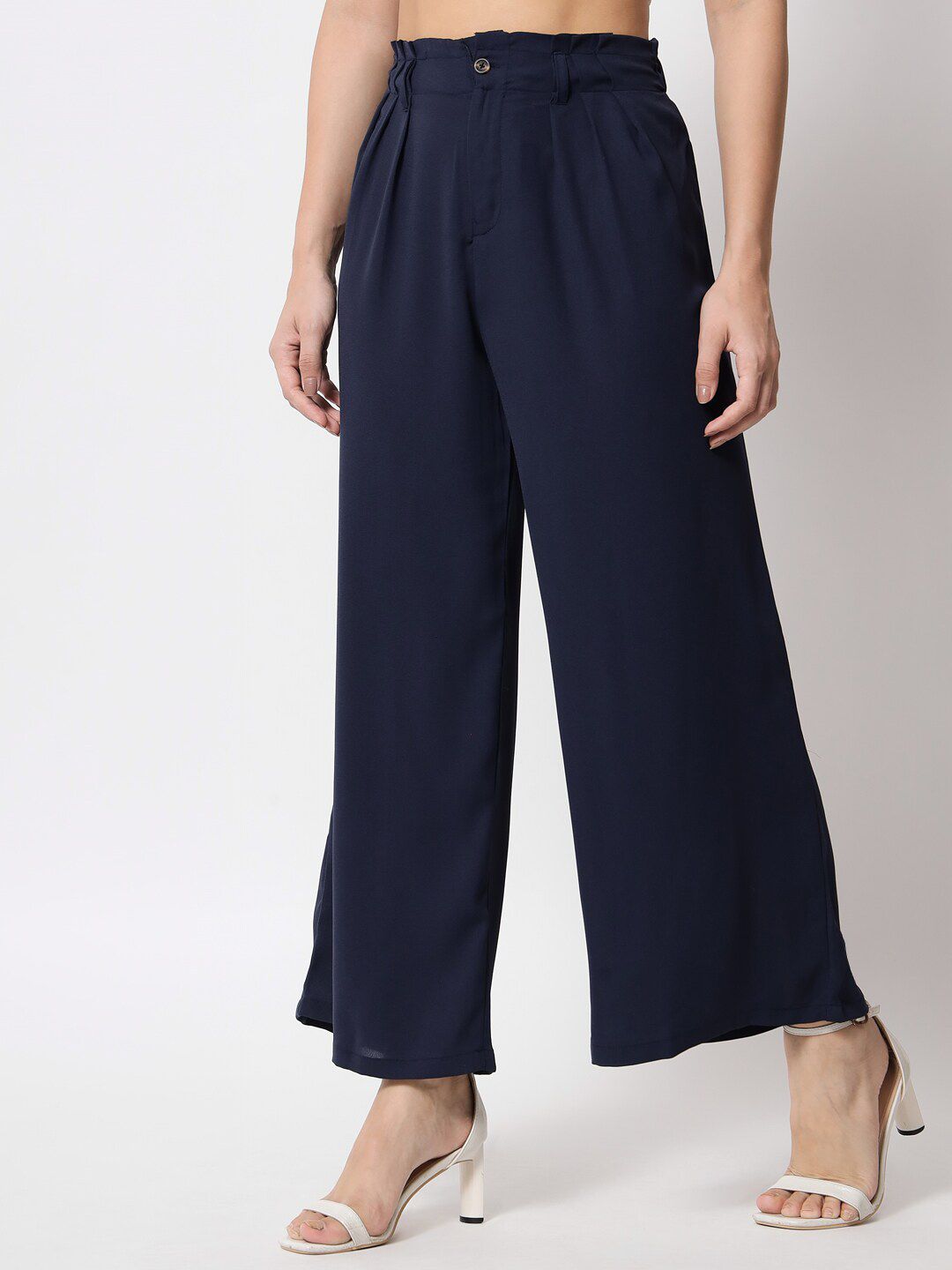 Kotty Women Relaxed Flared High-Rise Easy Wash Pleated Parallel Trousers