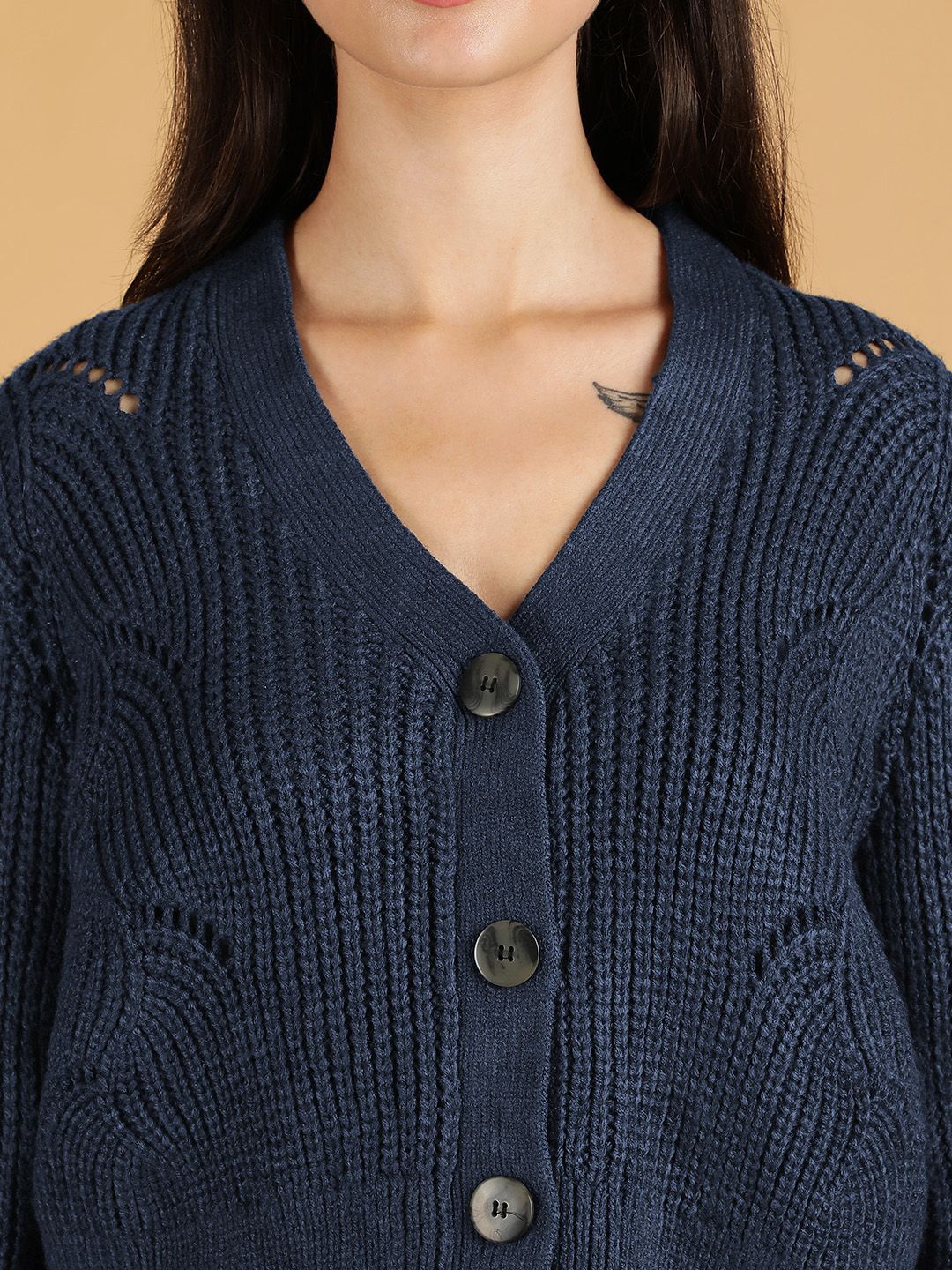 Kotty Women V-Neck Cardigan