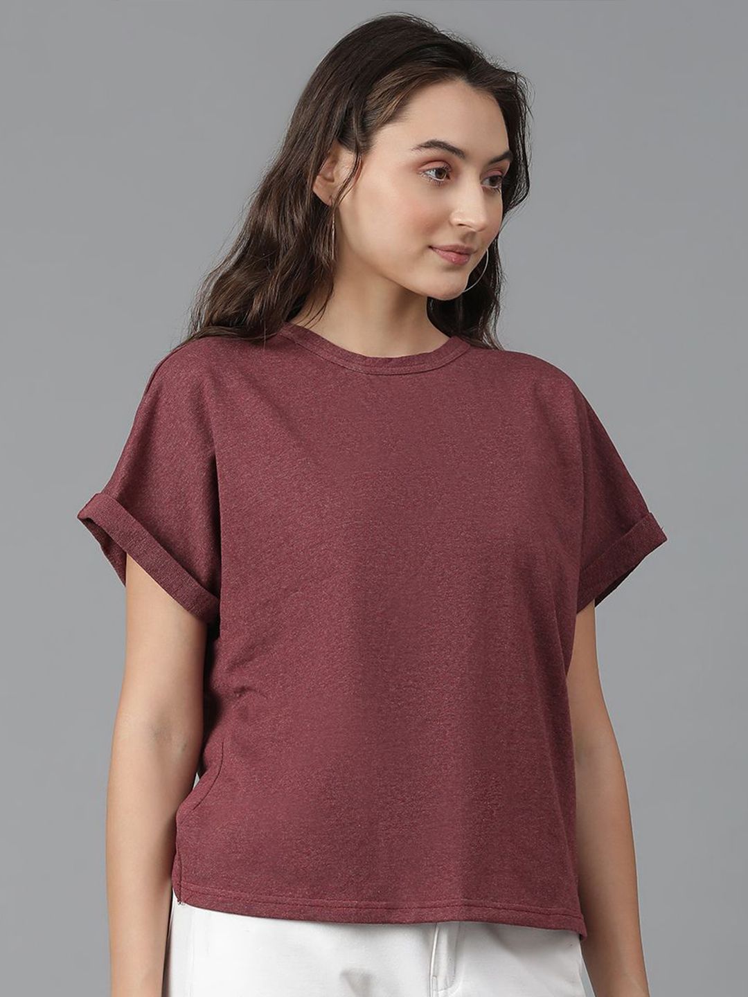 Kotty Extended Sleeves T-shirt