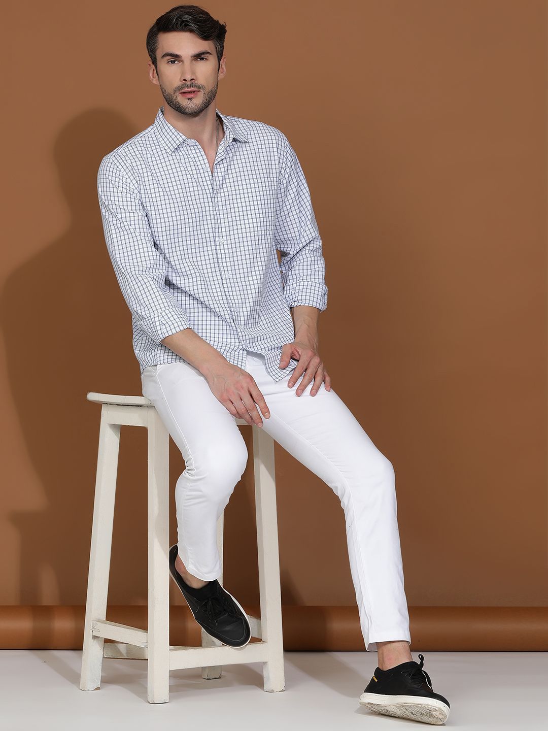 Kotty New Grid Tattersall Checks Spread Collar Casual Shirt