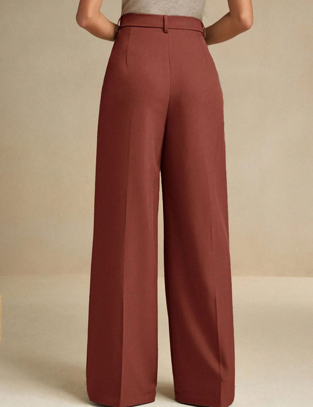 Kotty Women Relaxed Fit High-Rise Pleated Trouser