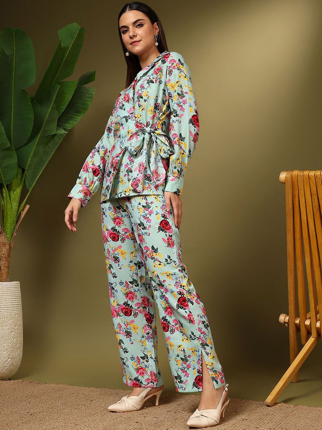 Kotty Green and Pink Printed Notched Lapel Collar Blazer With Trousers