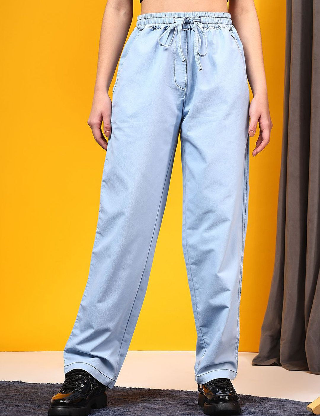 Kotty Women High-Rise Highly Distressed Heavy Fade Stretchable Jeans