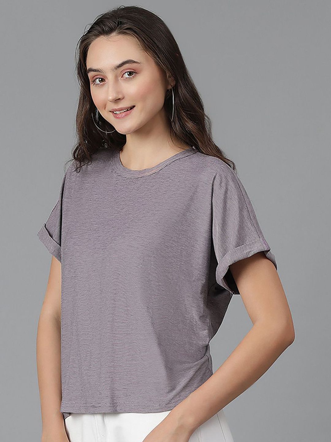 Kotty Extended Sleeves Cotton T-shirt